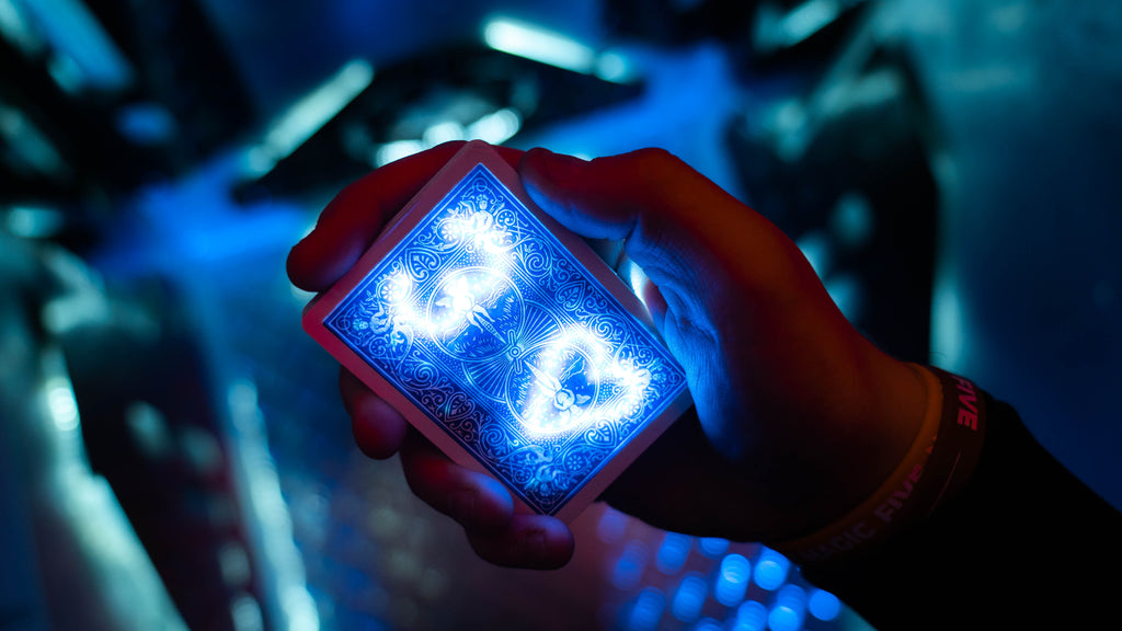 Light Card device revealing spectator’s chosen playing card